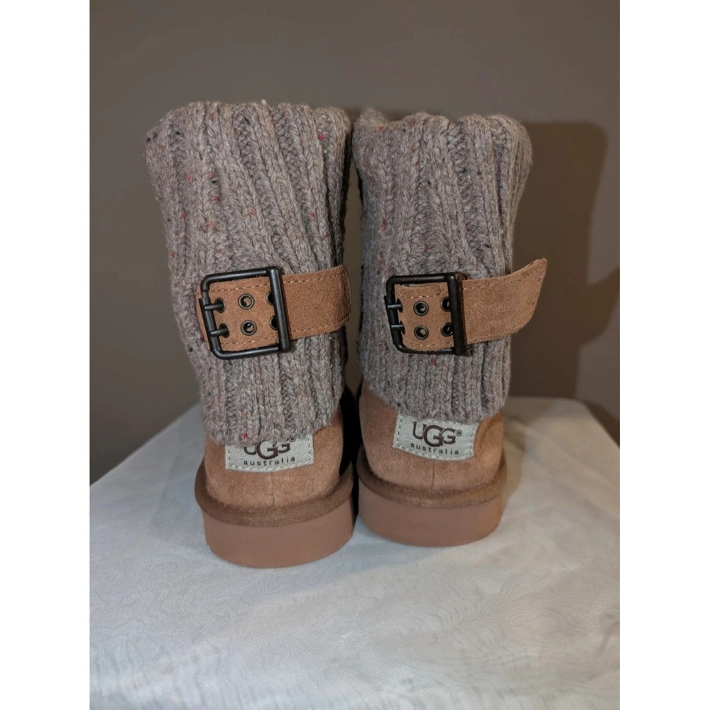 UGG Australia Cambridge Suede Knit Buckle Boots Chestnut Brown 1006811K Size 4